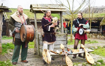 Torgelower Ukranen eröffnen Saison mit buntem Osterfest